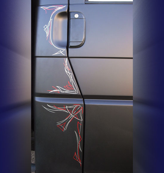 Freestyle Pinstriping Old School on VW T4