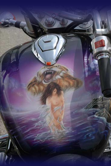 Tiger Lady, Tank Honda Valkyrie