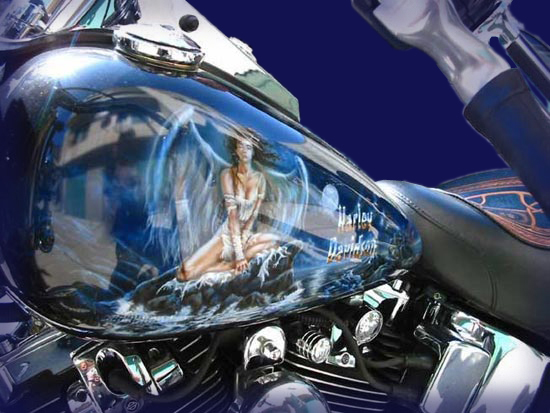 Royo, Airbrush auf Harley Bike Tank